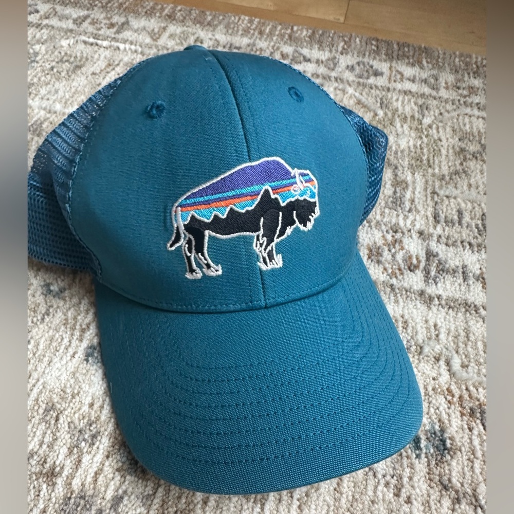 Patagonia Jackson Hole Buffalo Logo Trucker Hat Blue Mesh Snapback Adjustable